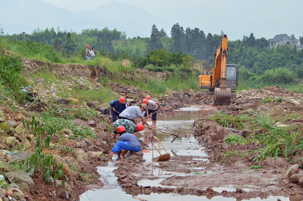 河道清淤2.png