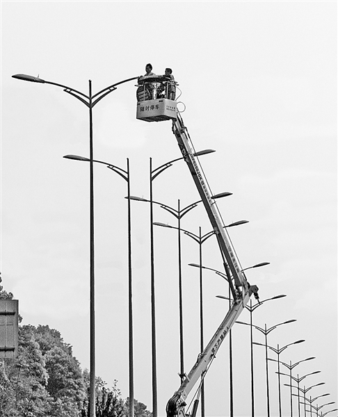 路燈安裝.jpg